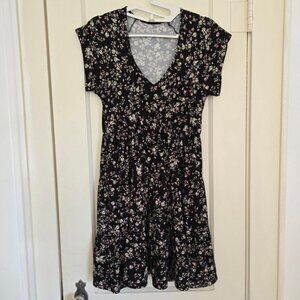 No Boundaries M(7-9) Black tiny multi floral Sleeveless Extended Shoulder Dress